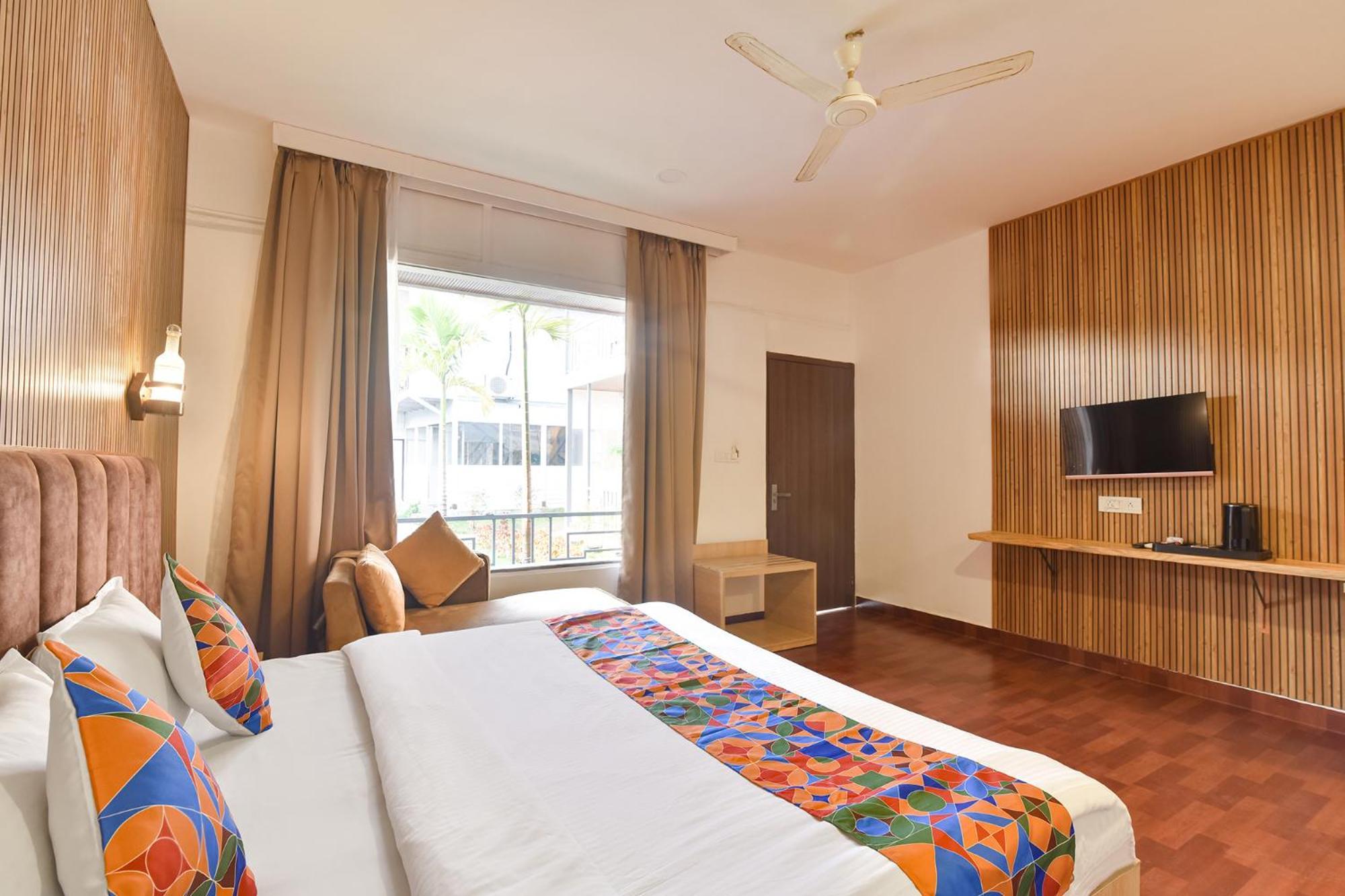 Fabhotel Morjim Bliss - 500M From Morjim Beach Екстериор снимка