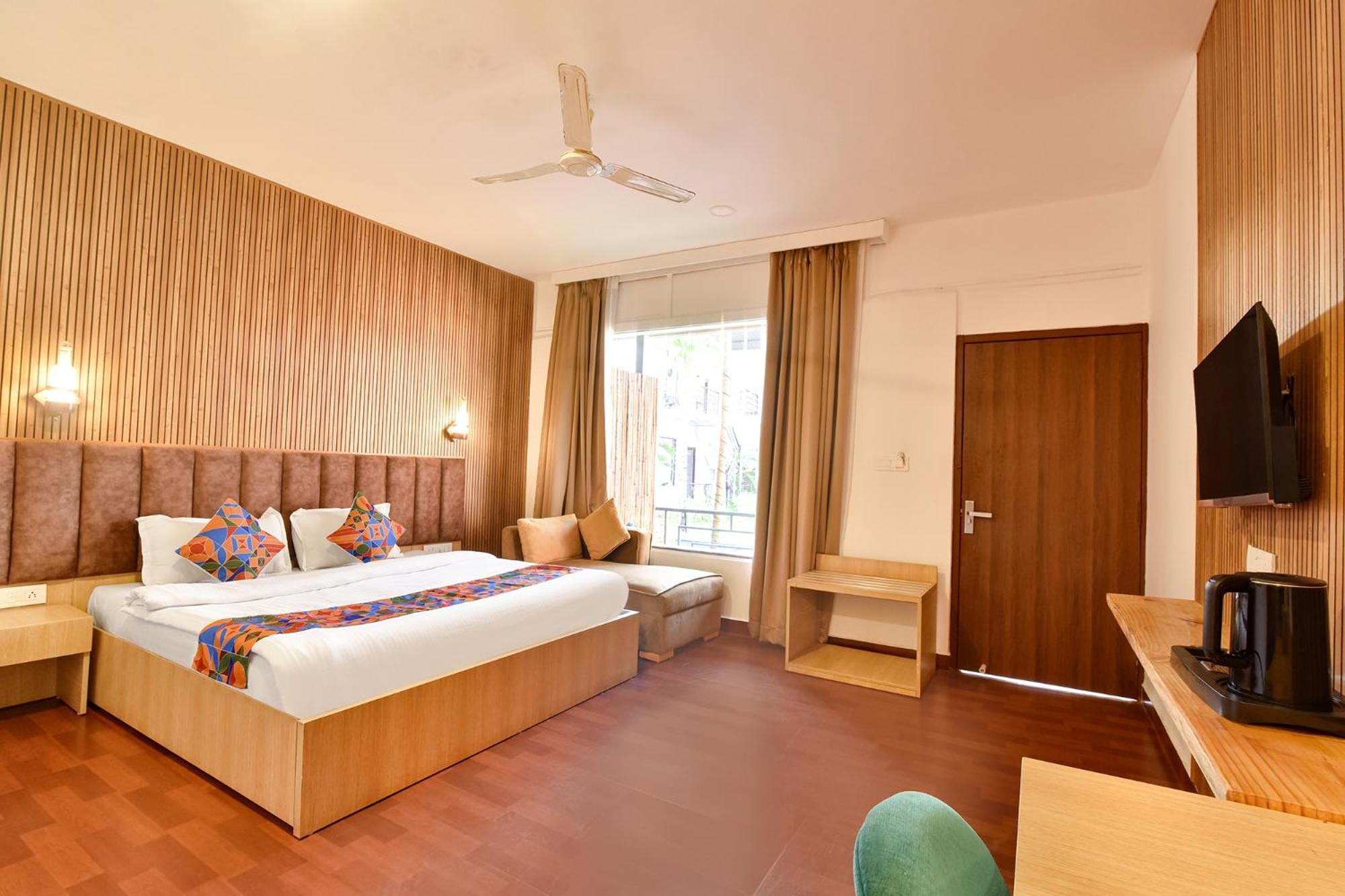 Fabhotel Morjim Bliss - 500M From Morjim Beach Екстериор снимка